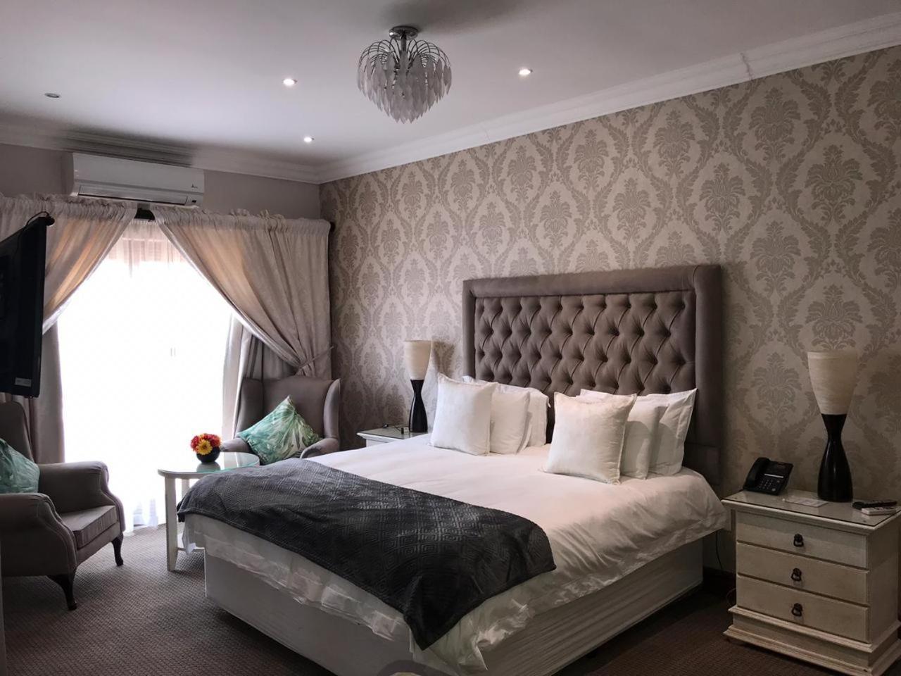 Classique Grace Boutique Hotel Sandton Luaran gambar