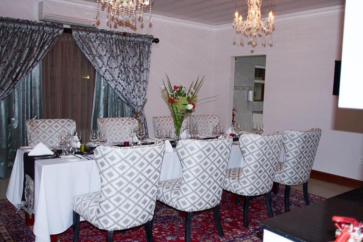 Classique Grace Boutique Hotel Sandton Luaran gambar