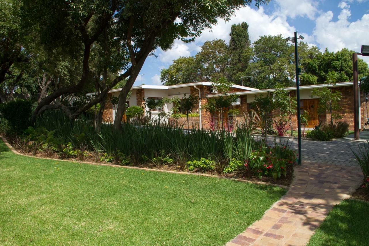 Classique Grace Boutique Hotel Sandton Luaran gambar